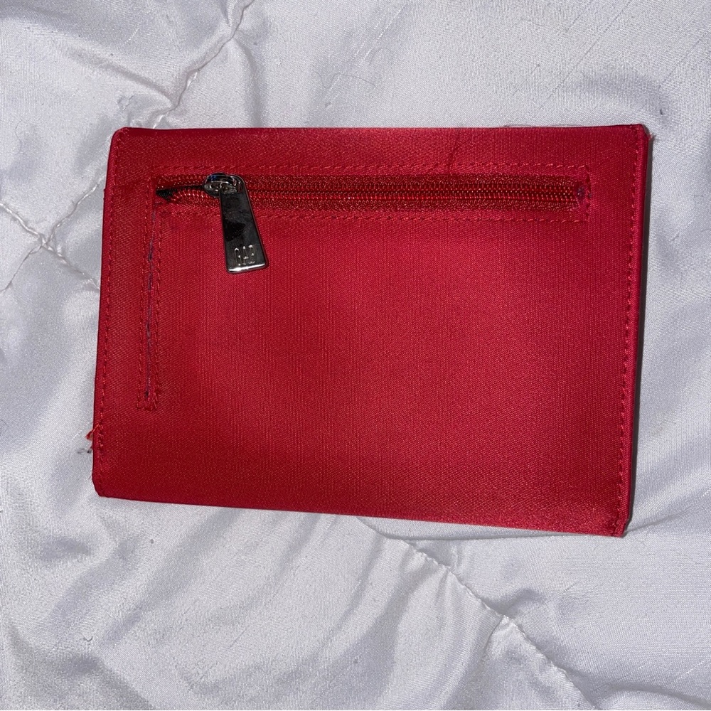 GAP Wallet - Picture 2 of 10